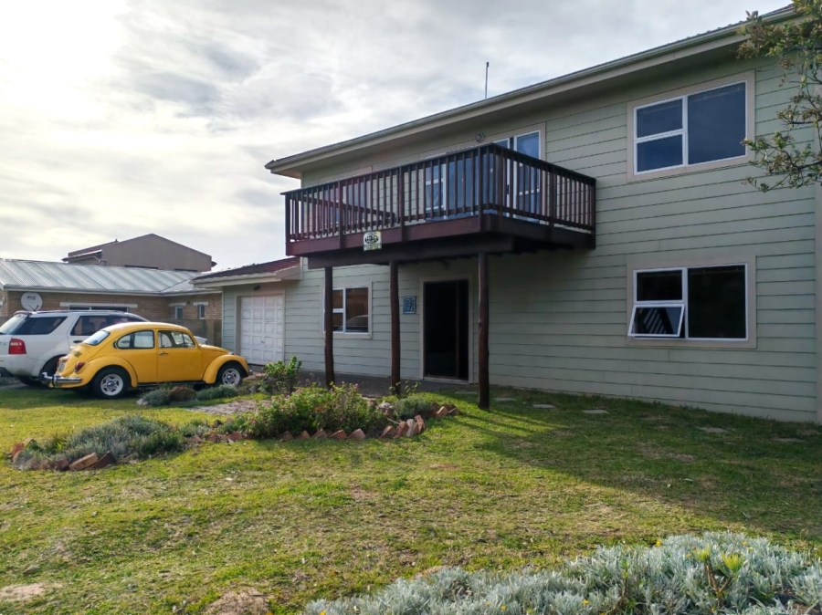 5 Bedroom Property for Sale in Cannon Rocks Eastern Cape